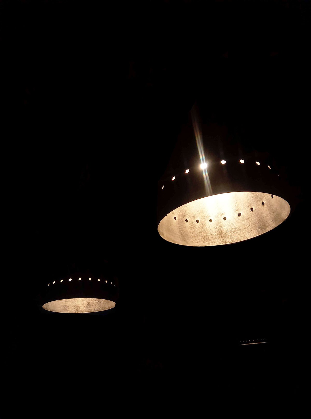 umberto_mauri_architetto_studio_lamp_light_gesumin_restaurant_como_innen_2000-a